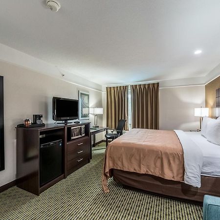 Quality Inn & Suites Seaworld North San Antonio Eksteriør billede