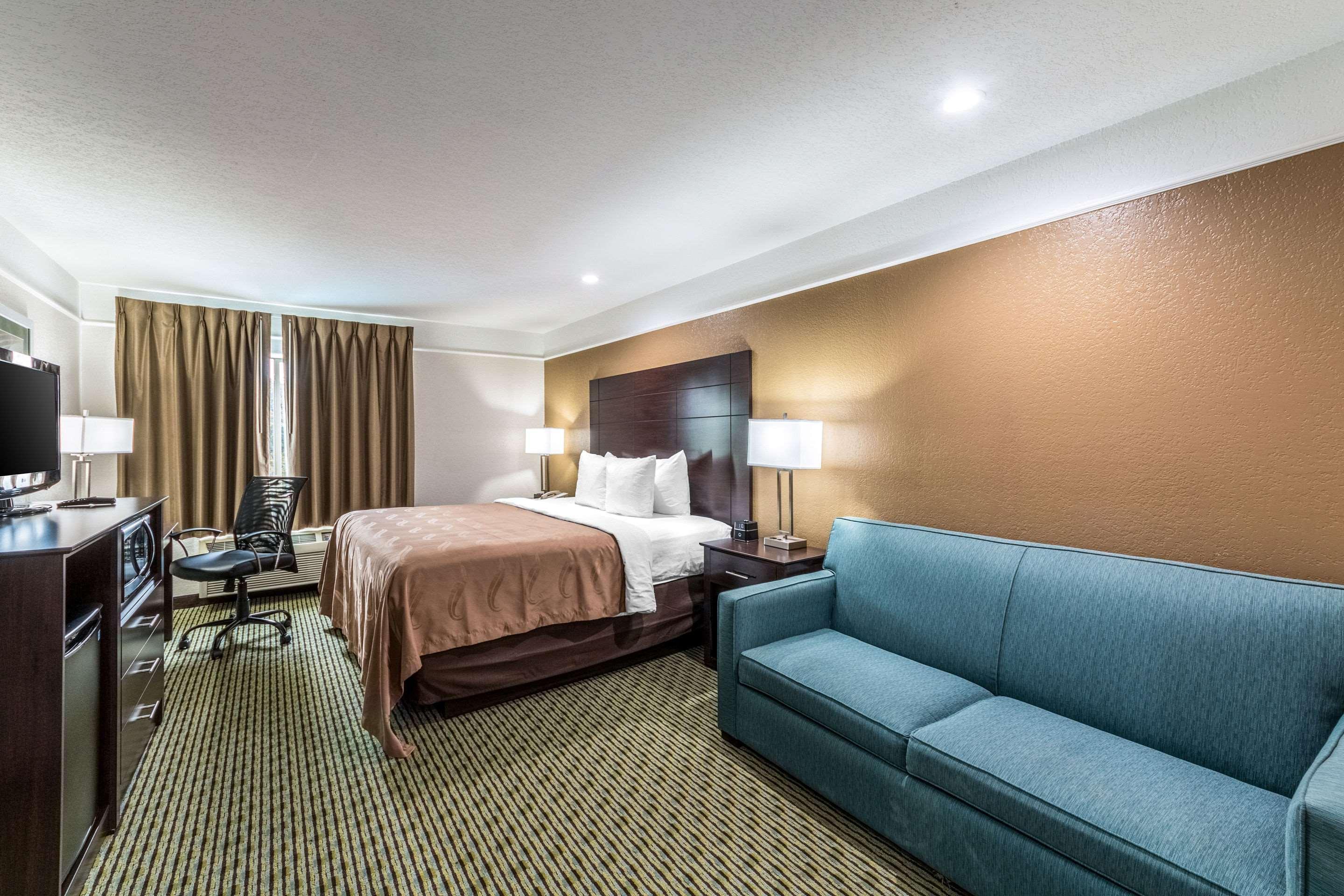 Quality Inn & Suites Seaworld North San Antonio Eksteriør billede