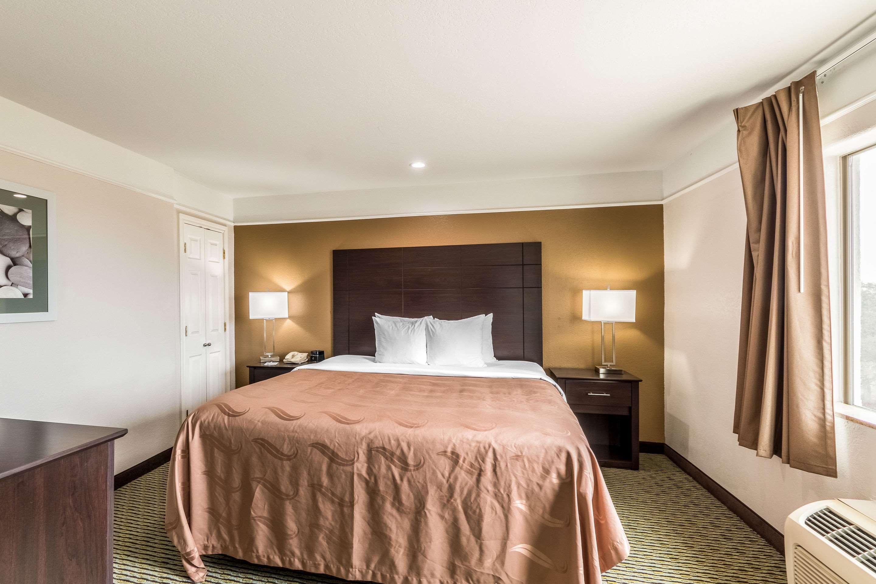 Quality Inn & Suites Seaworld North San Antonio Eksteriør billede