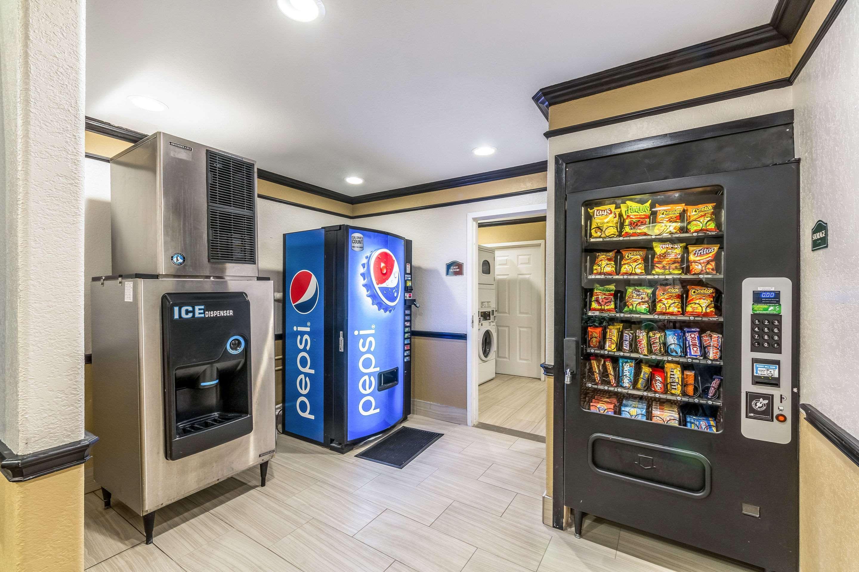 Quality Inn & Suites Seaworld North San Antonio Eksteriør billede