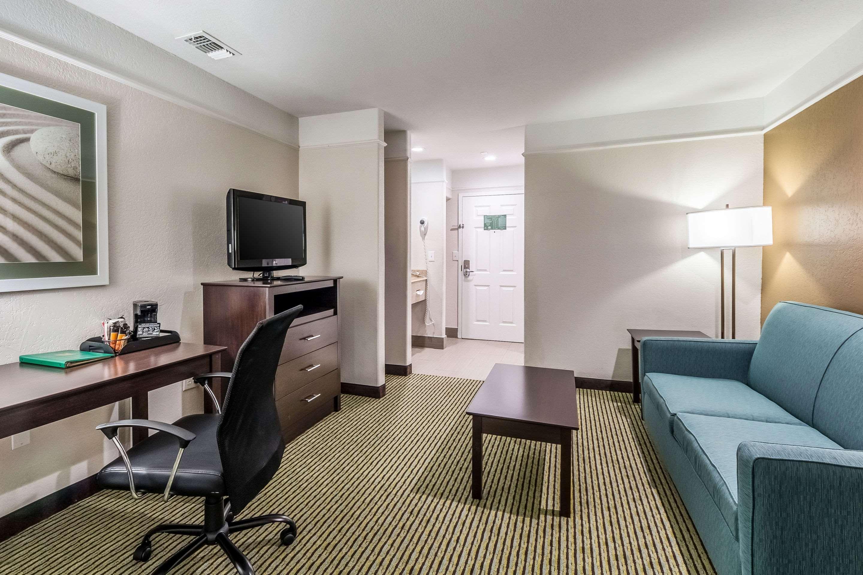 Quality Inn & Suites Seaworld North San Antonio Eksteriør billede