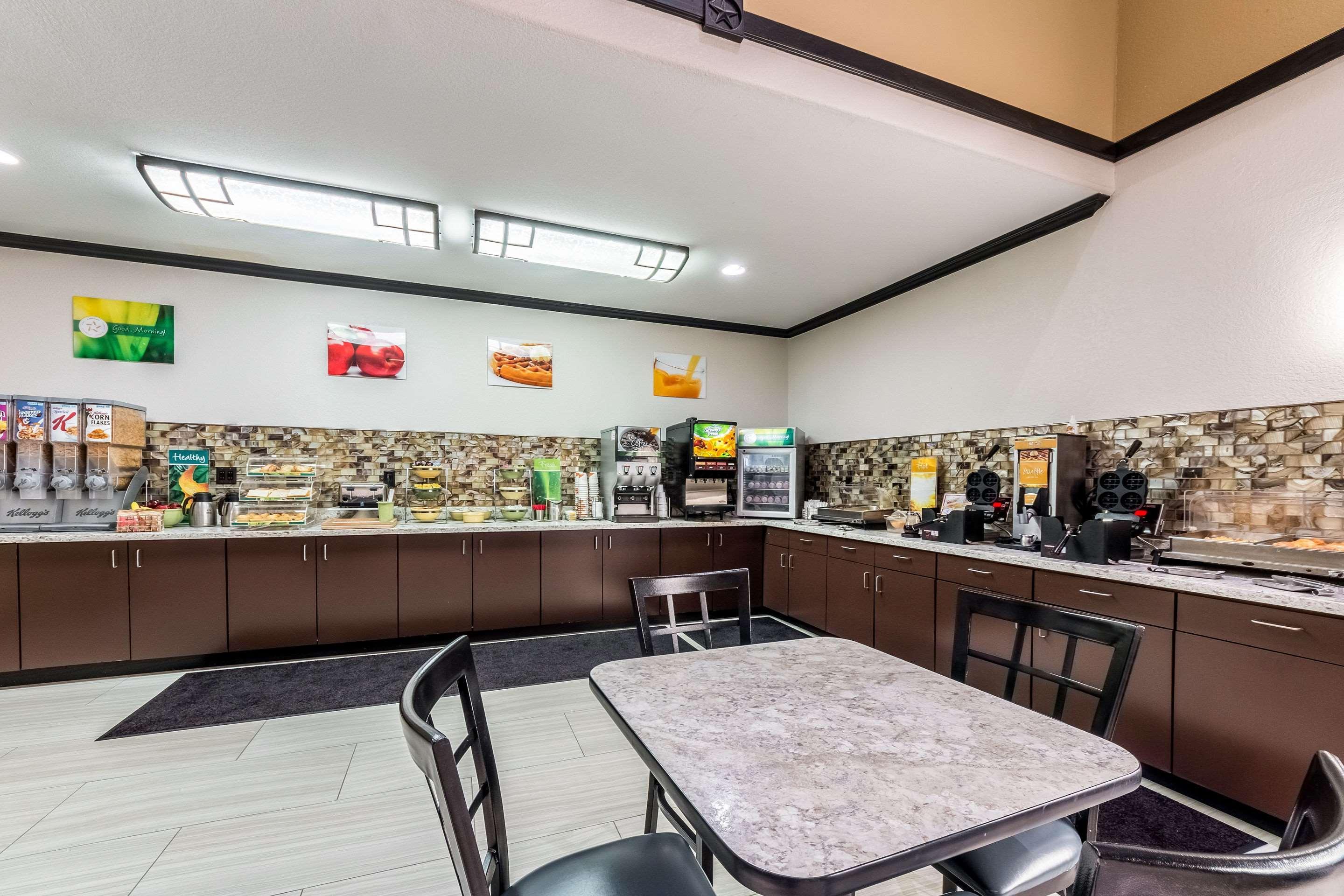 Quality Inn & Suites Seaworld North San Antonio Eksteriør billede