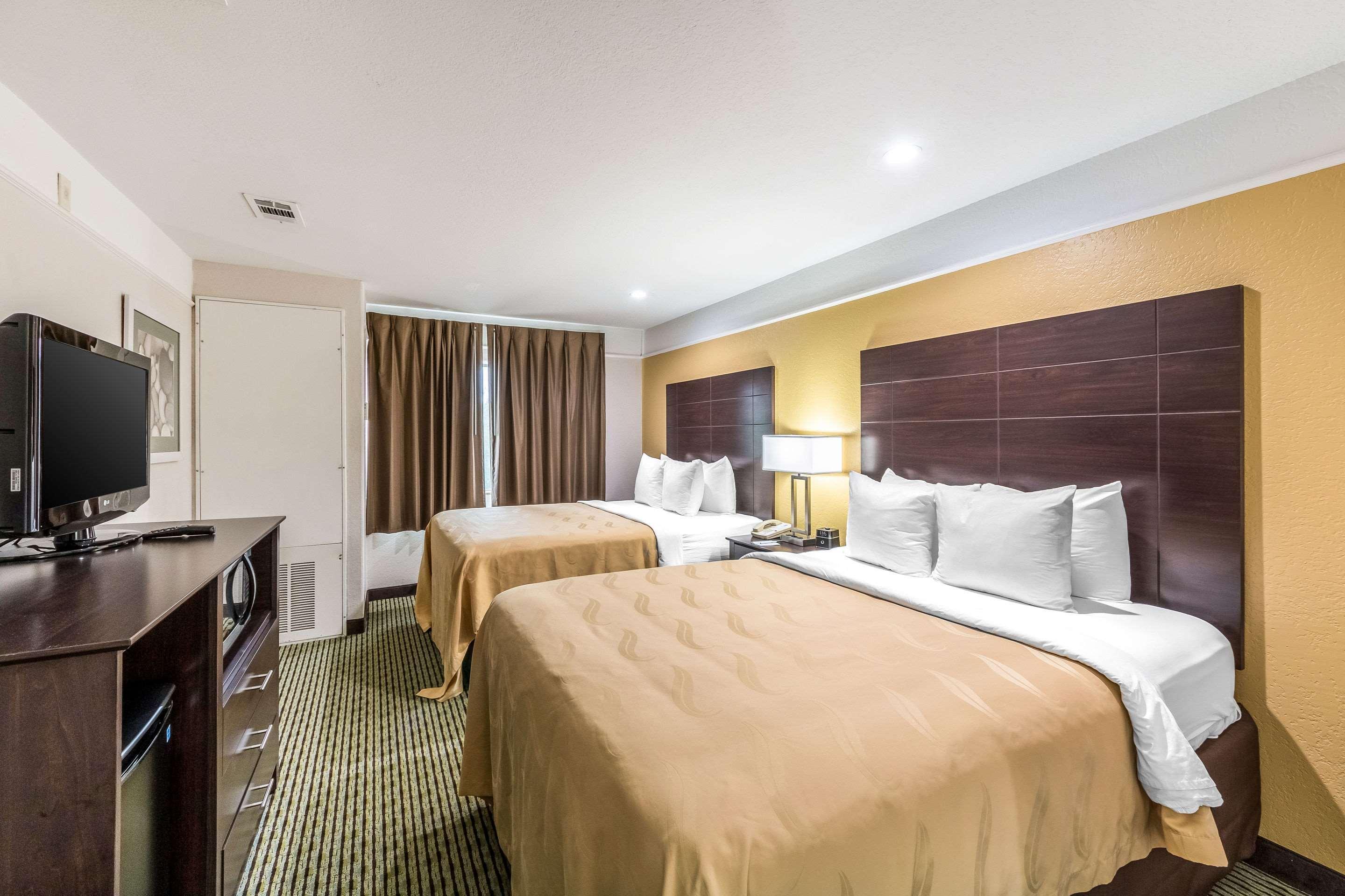 Quality Inn & Suites Seaworld North San Antonio Eksteriør billede
