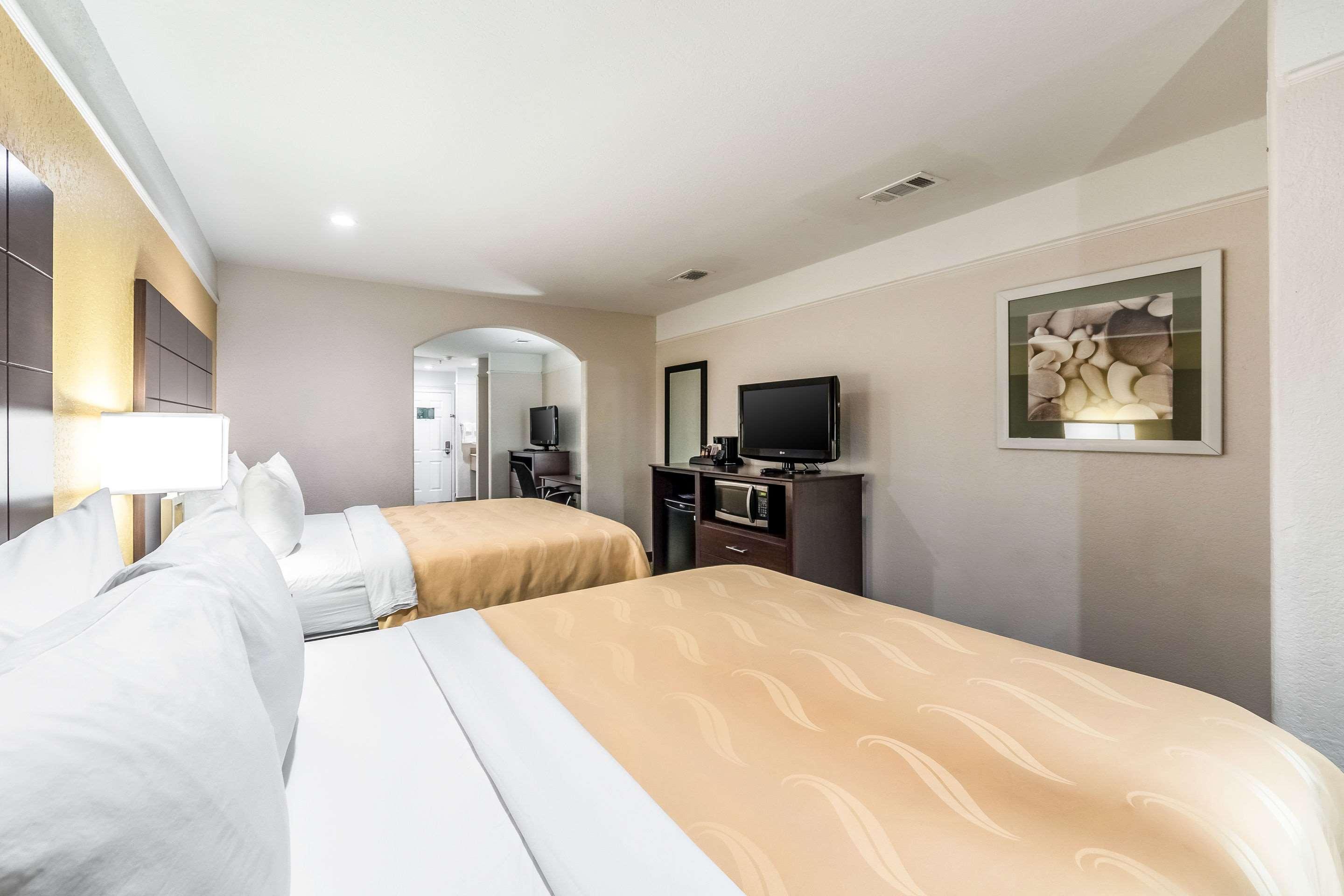 Quality Inn & Suites Seaworld North San Antonio Eksteriør billede