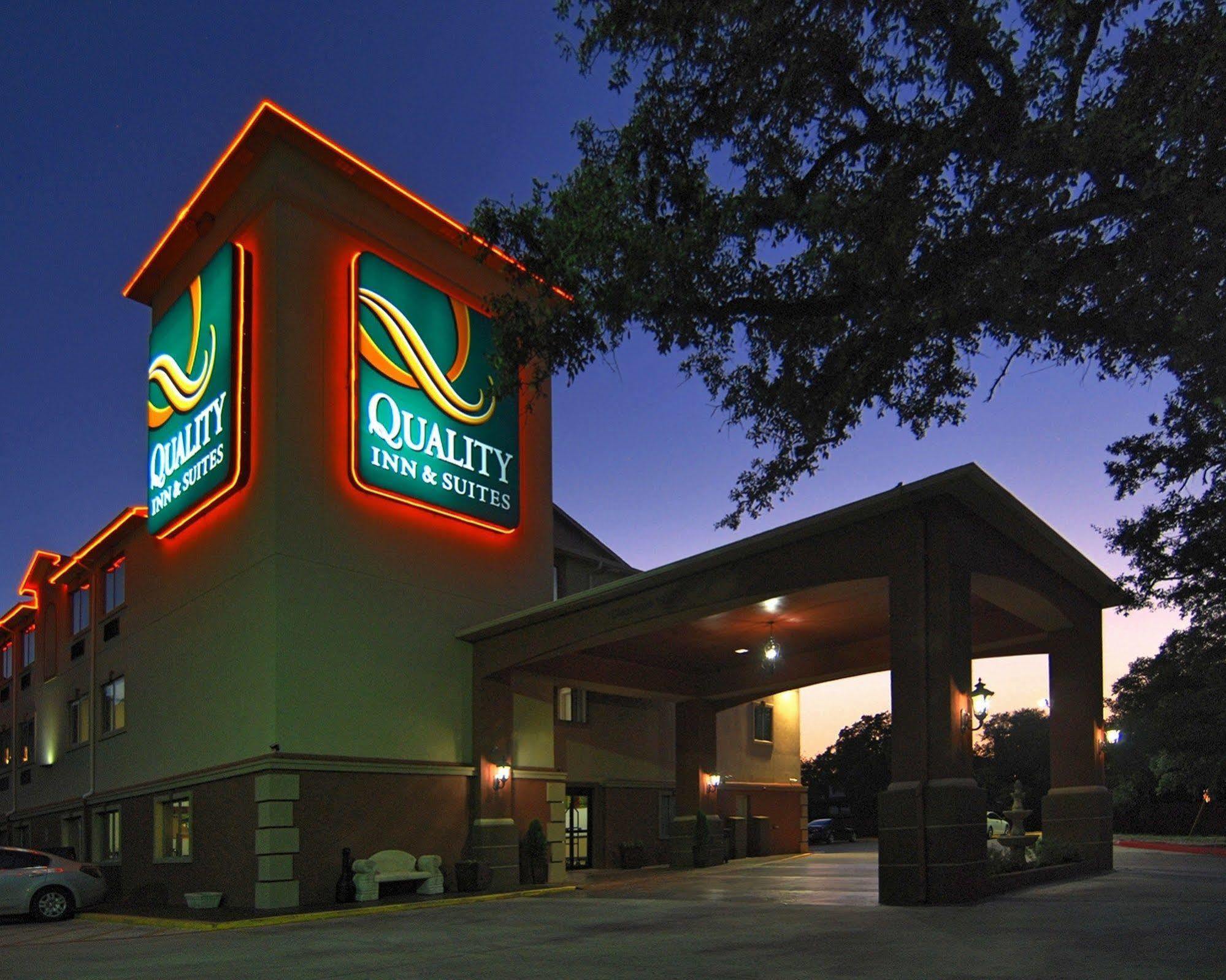 Quality Inn & Suites Seaworld North San Antonio Eksteriør billede